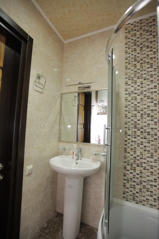 Apartment With Summer Terrace Батумі Номер фото