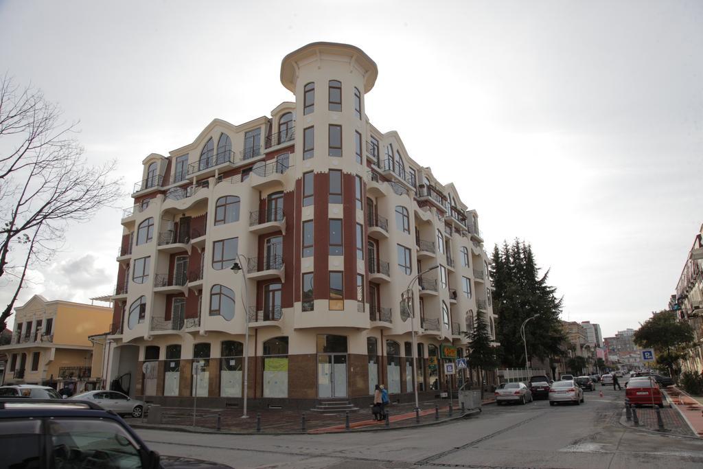 Apartment With Summer Terrace Батумі Номер фото