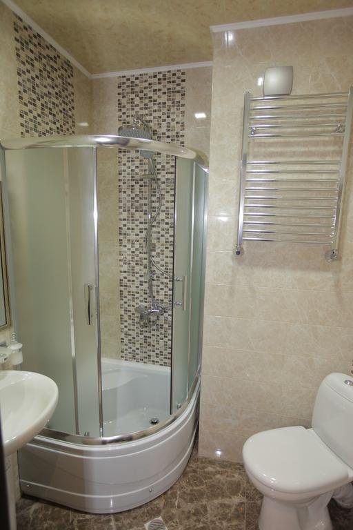 Apartment With Summer Terrace Батумі Номер фото